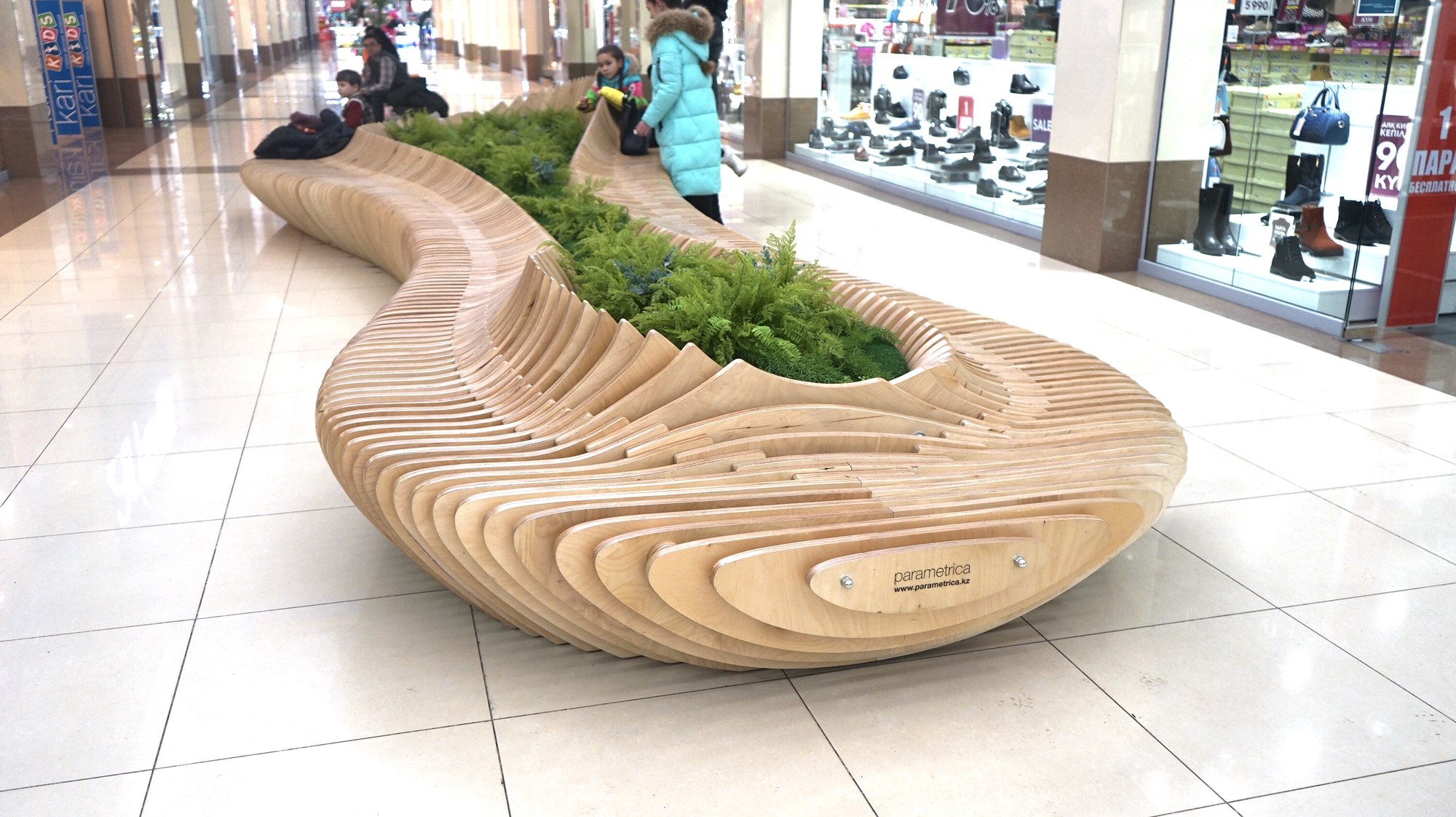 ADK Mall, Almaty — parametric bench Gi3.1 · photo 2 of 5