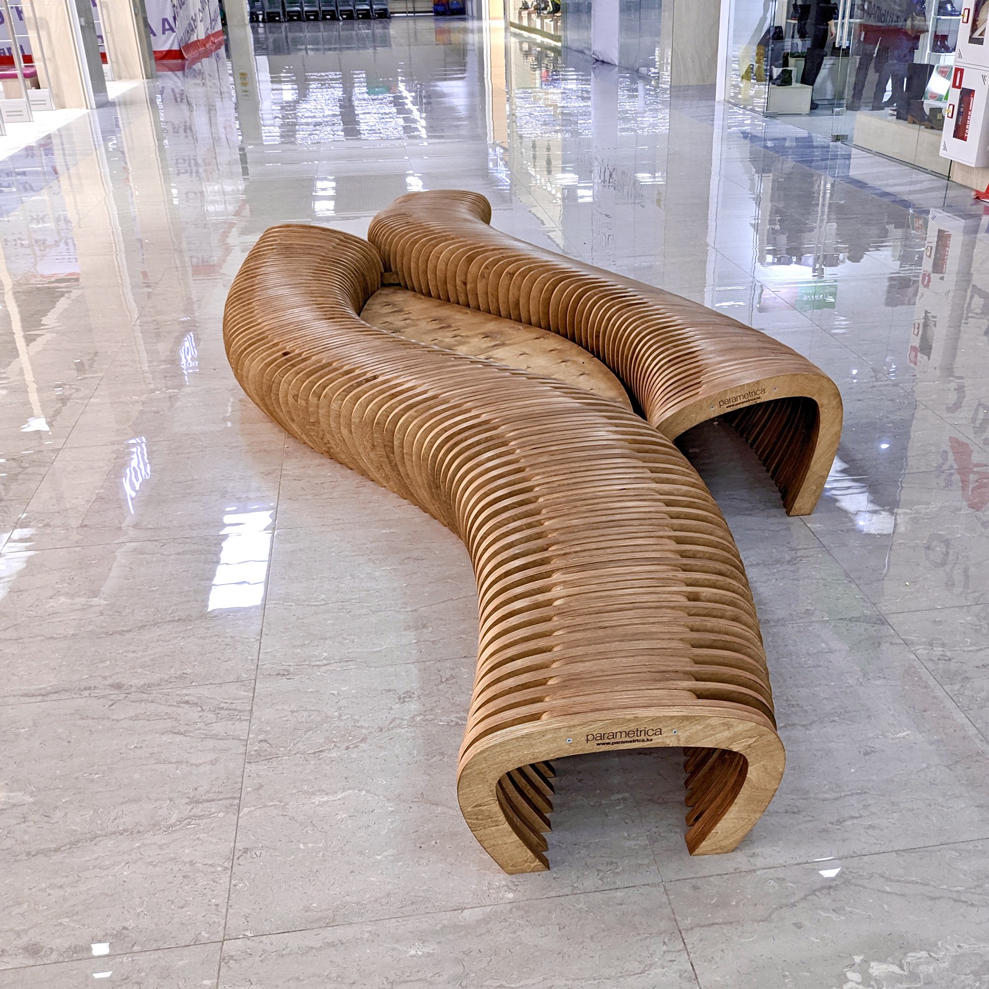 Parametric bench GL2.11 at ADK RIVER Mall Oskemen · photo 3 of 3