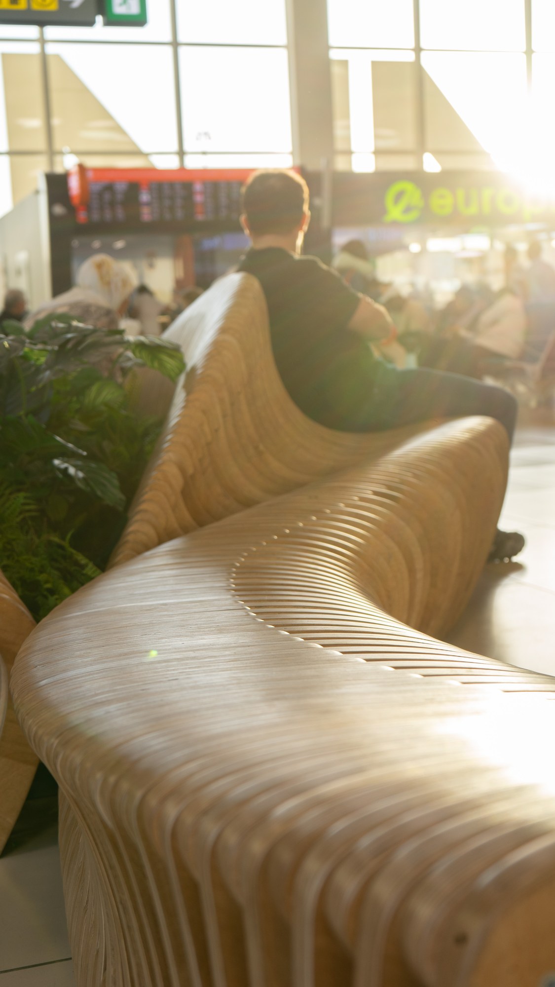Parametric bench GL1.32 at Almaty International Airport · photo 4 of 11