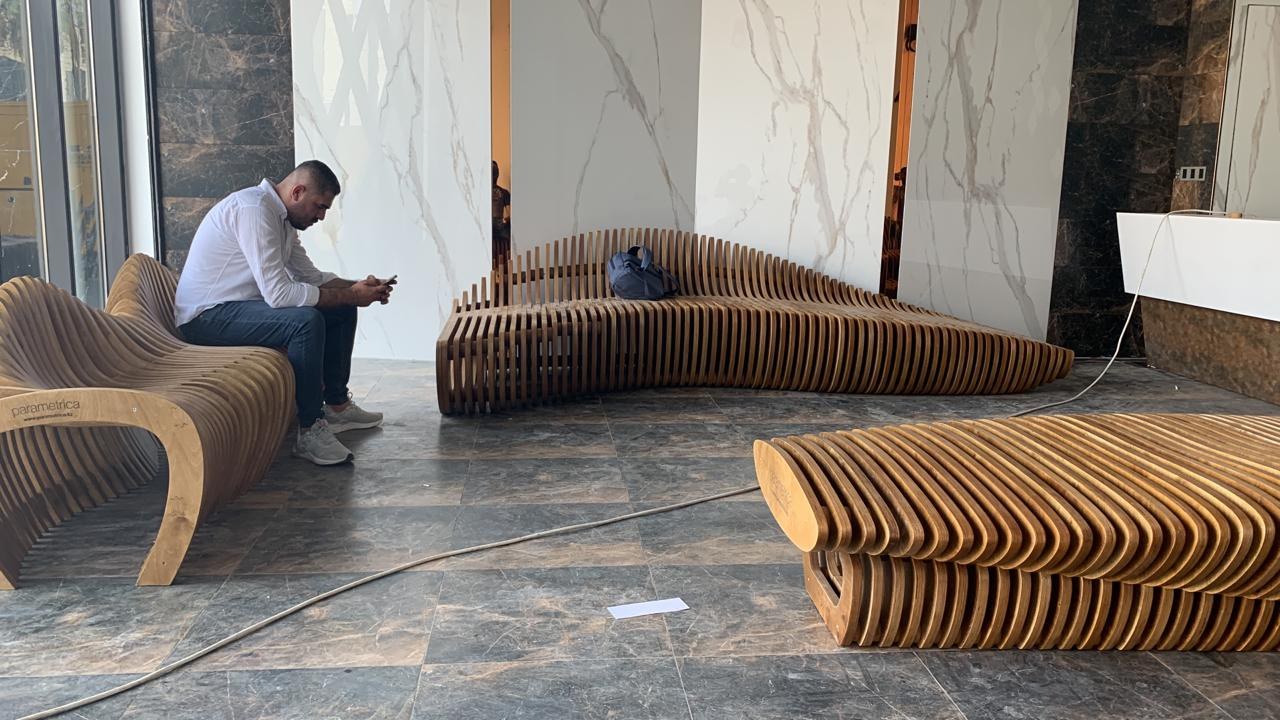 Parametric bench S3.32 at EBLAL GROUP showroom Baghdad · photo 1 of 2