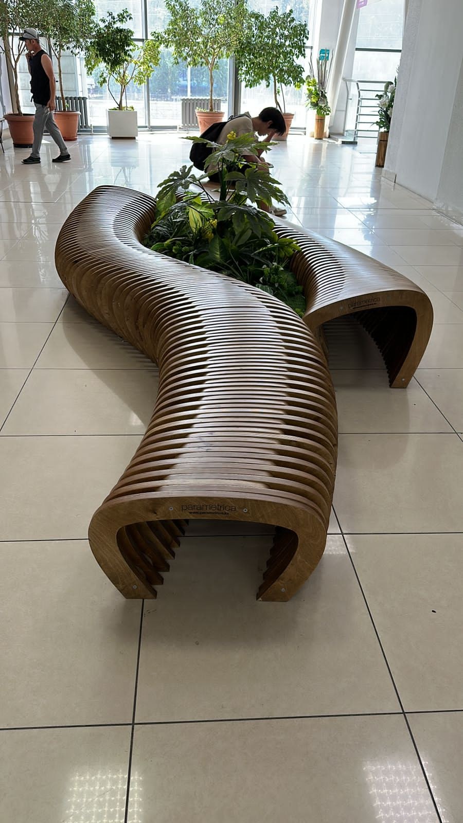 Parametric bench GL2.11 at MEREY Mall Almaty · photo 3 of 3