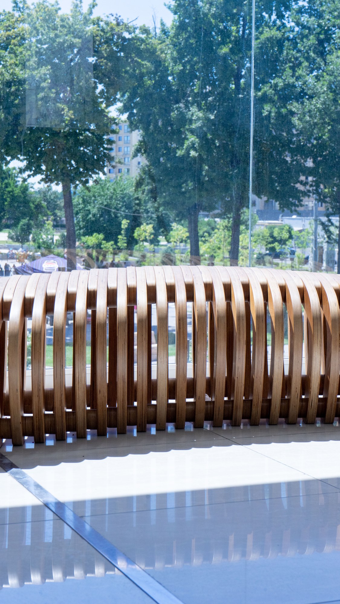 Parametric bench L2.1 at NEXT Mall Tashkent · photo 11 of 12