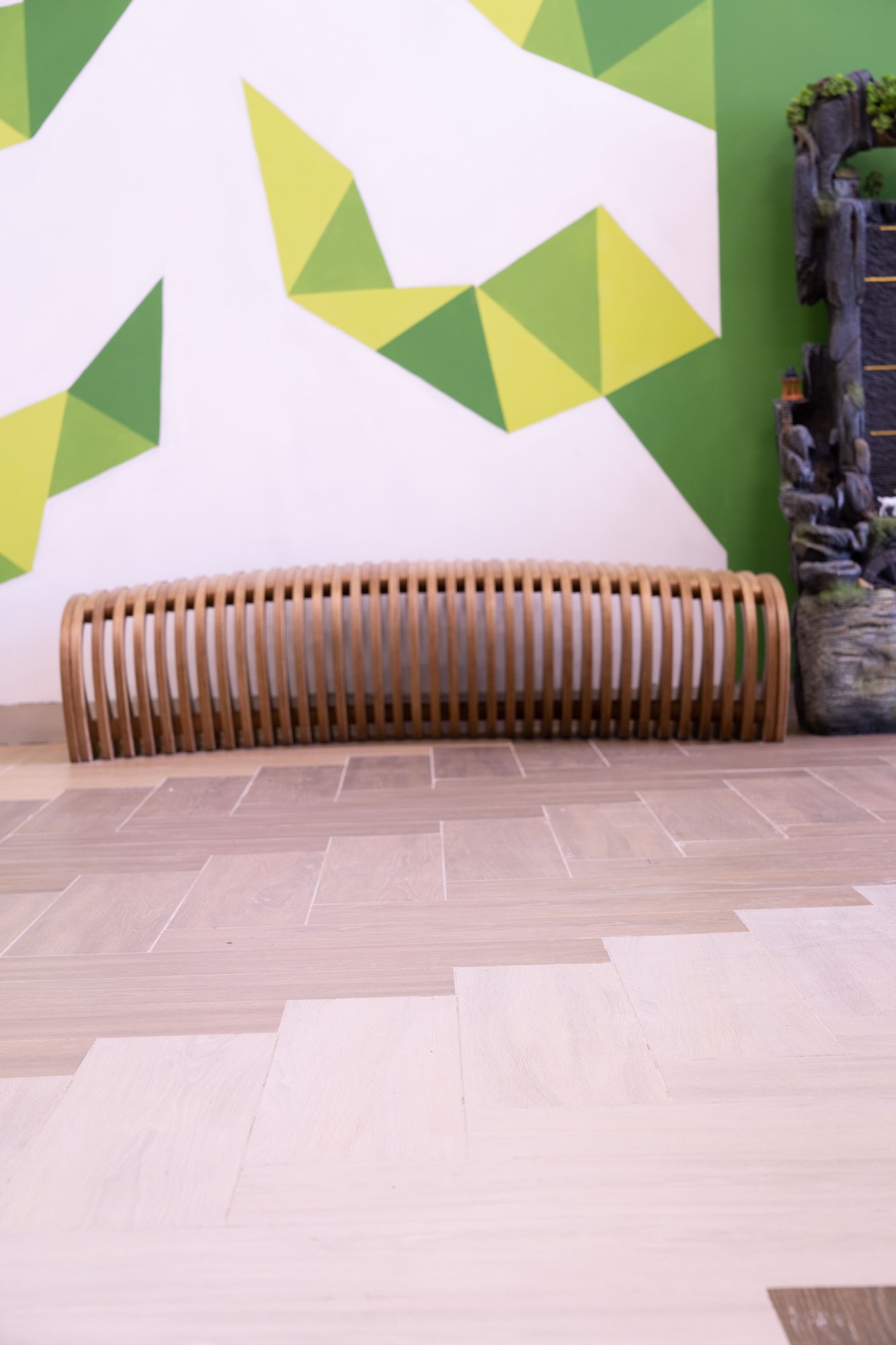 Parametric bench LT1.8 at ORKEN School Aktau · photo 4 of 6