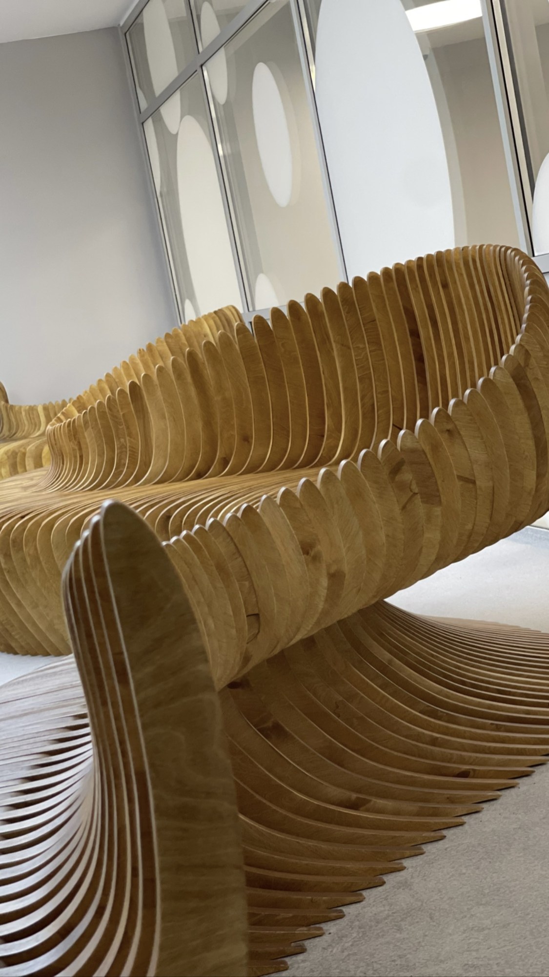 Parametric bench S4.1210 at SCHOKAN School Almaty · photo 1 of 6