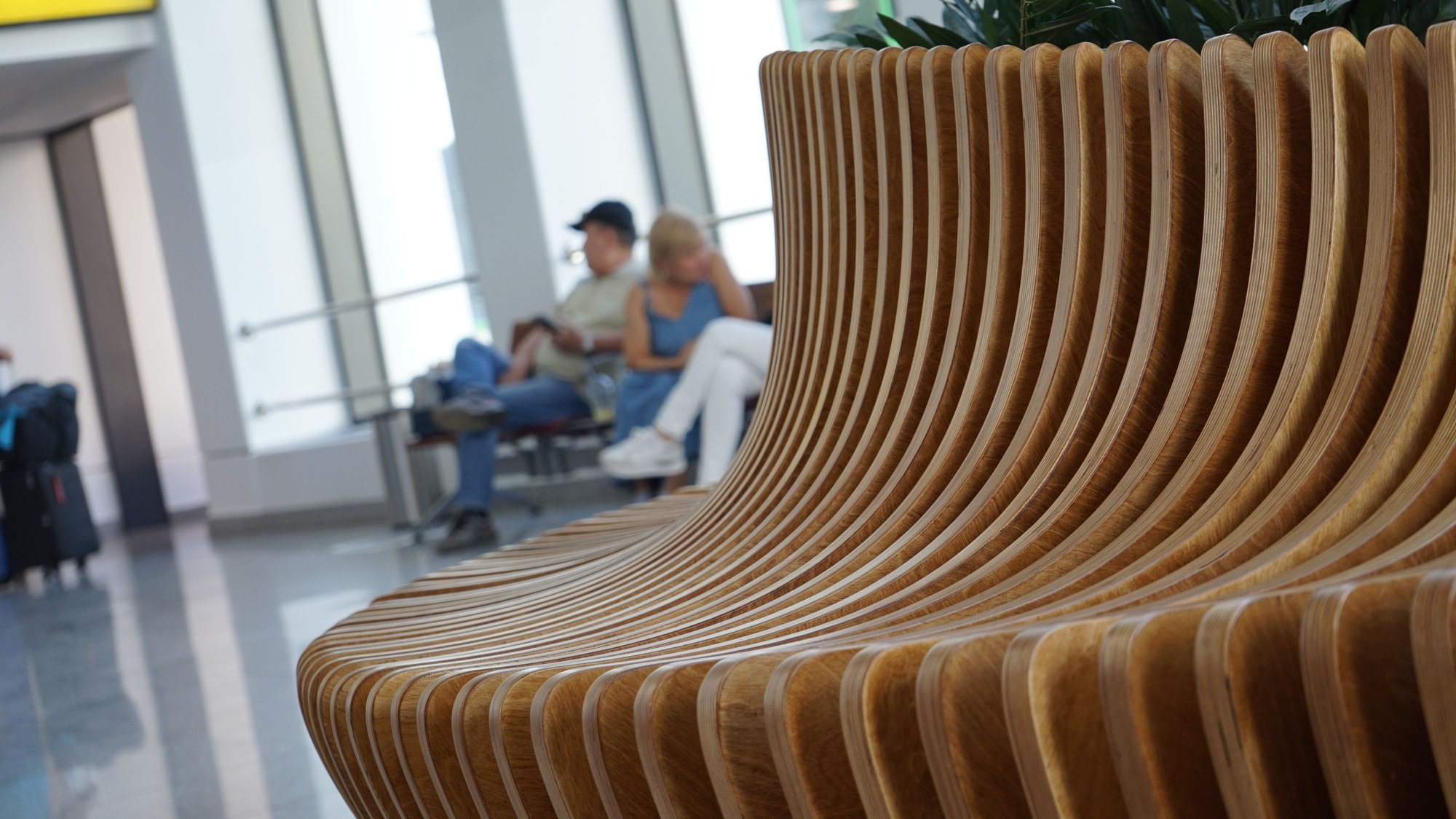 Parametric bench Gi-5.1 at Astana International Airport Astana · photo 8 of 9
