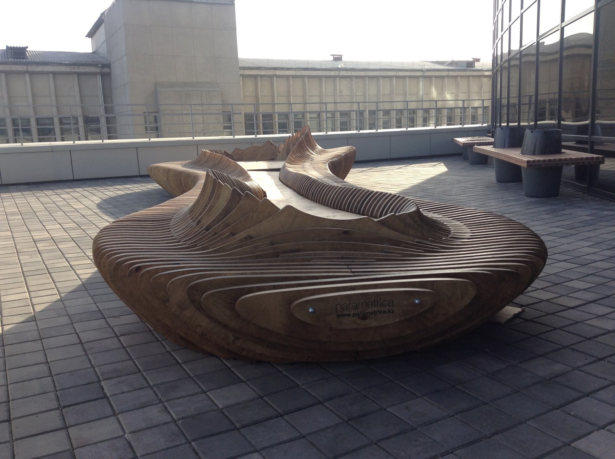 БЦ "Баланс", Красноярск, РФ, Krasnoyarsk — parametric benches
