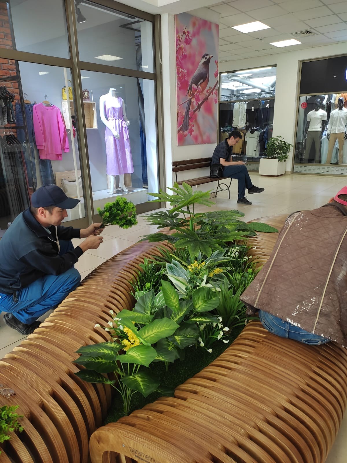 MEREY Mall, Almaty — parametric benches